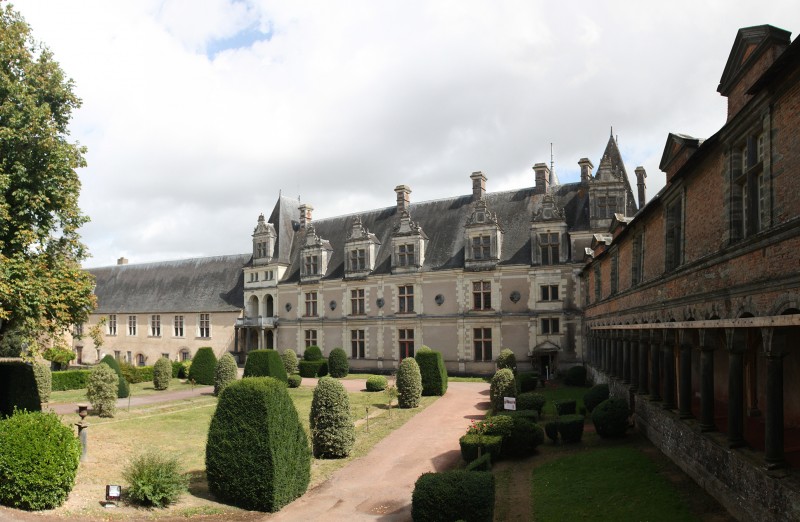 panorama_du_chateau_renaissance_de_chateaubriant-copie